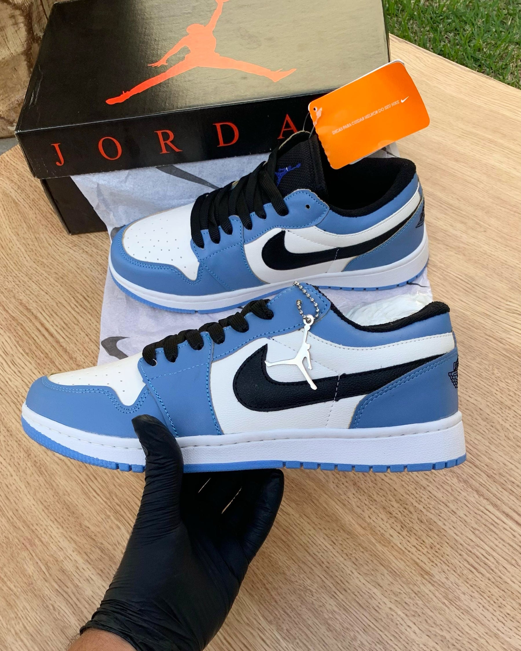 Tênis Nike Air Jordan 1 Low - UNC 2021 - Réplica