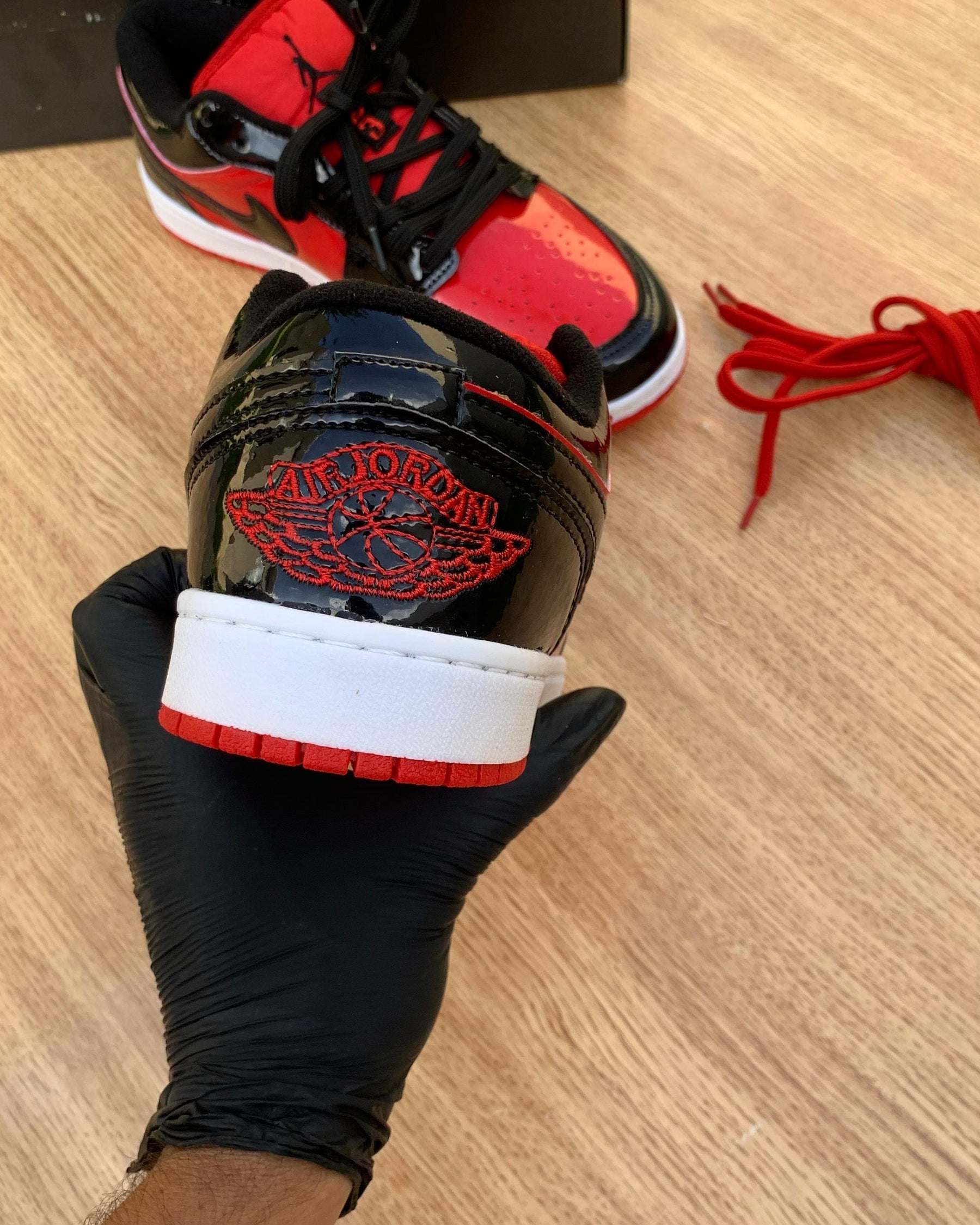 Air Jordan 1 Low Red/Black Verniz - Réplica