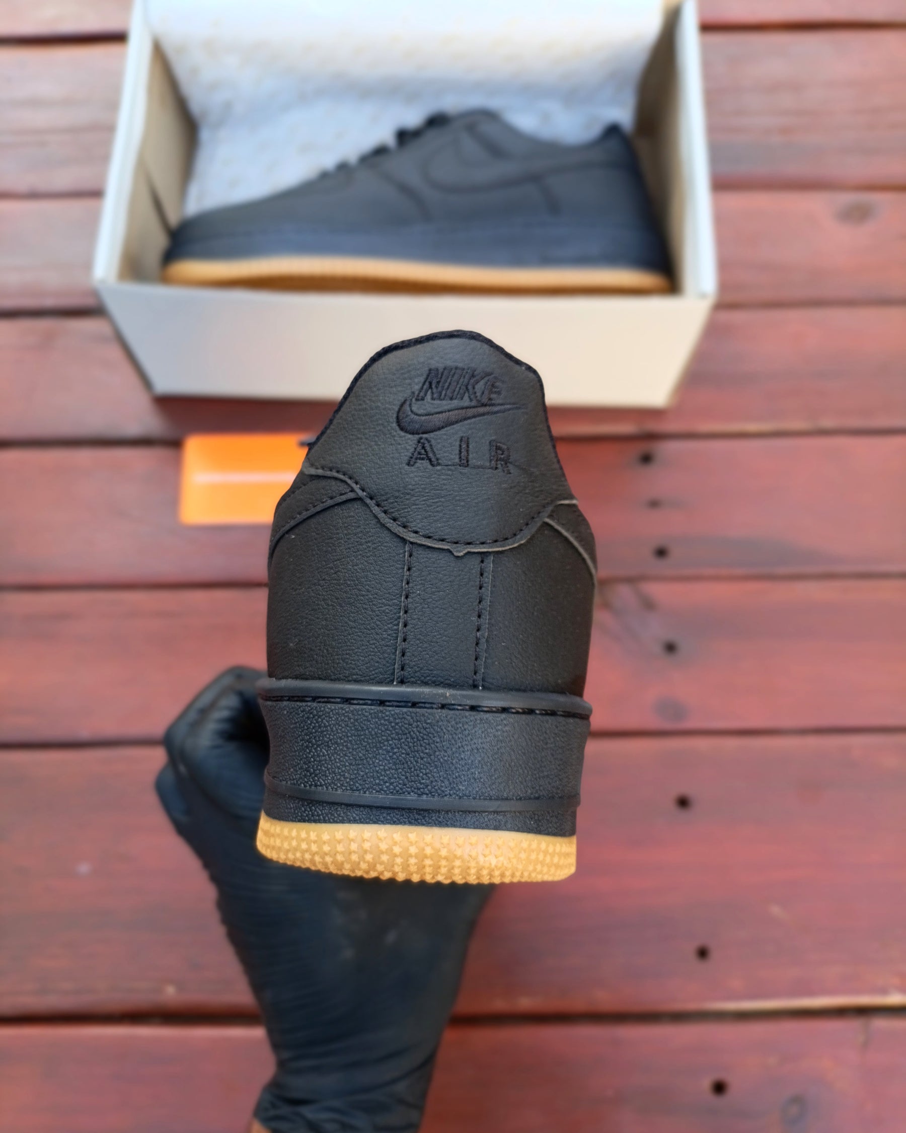 Tênis Nike Air Force 1 Gum Preto/Marrom - Réplica