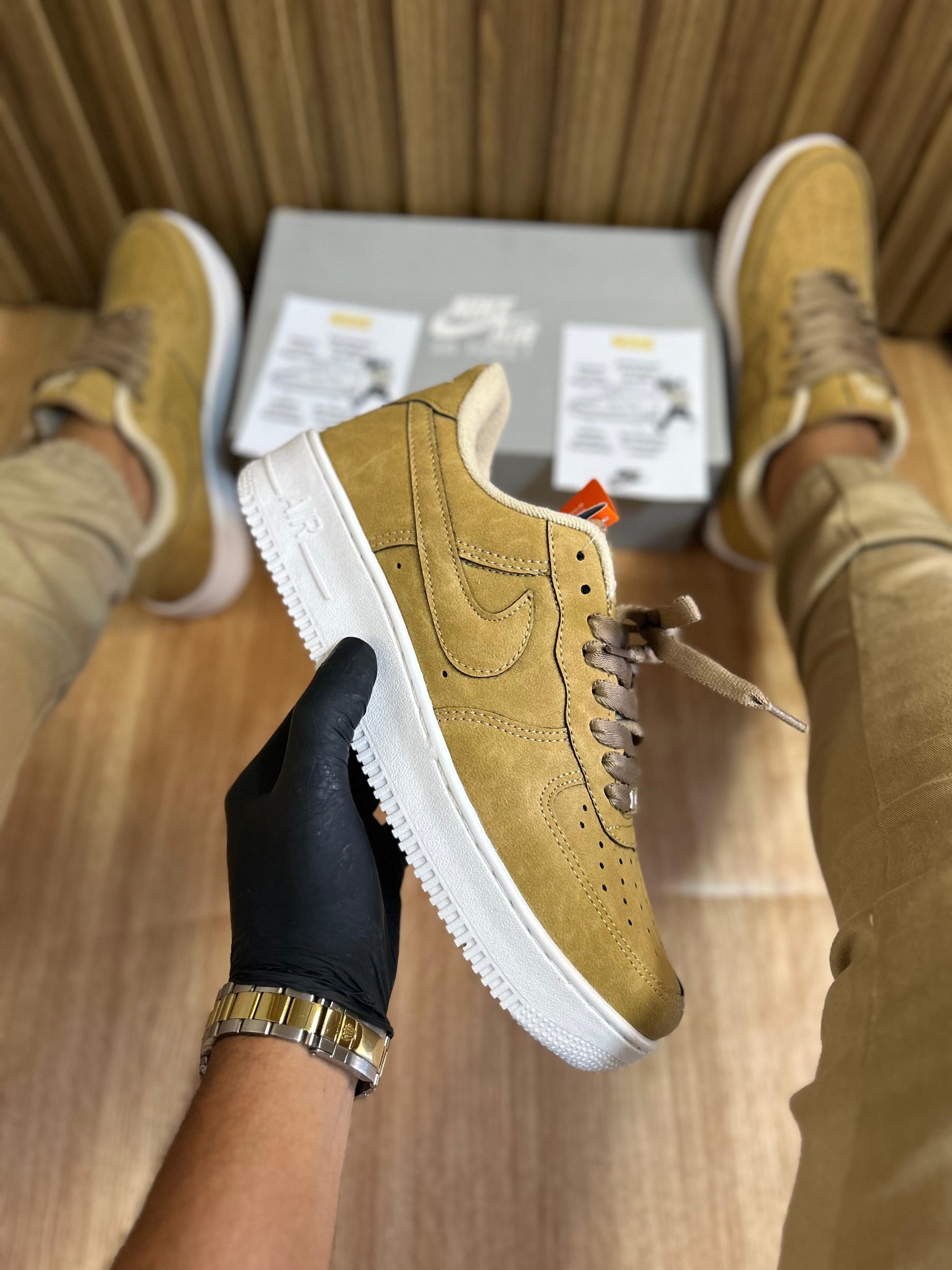 Tênis Nike Air Force 1 Premium