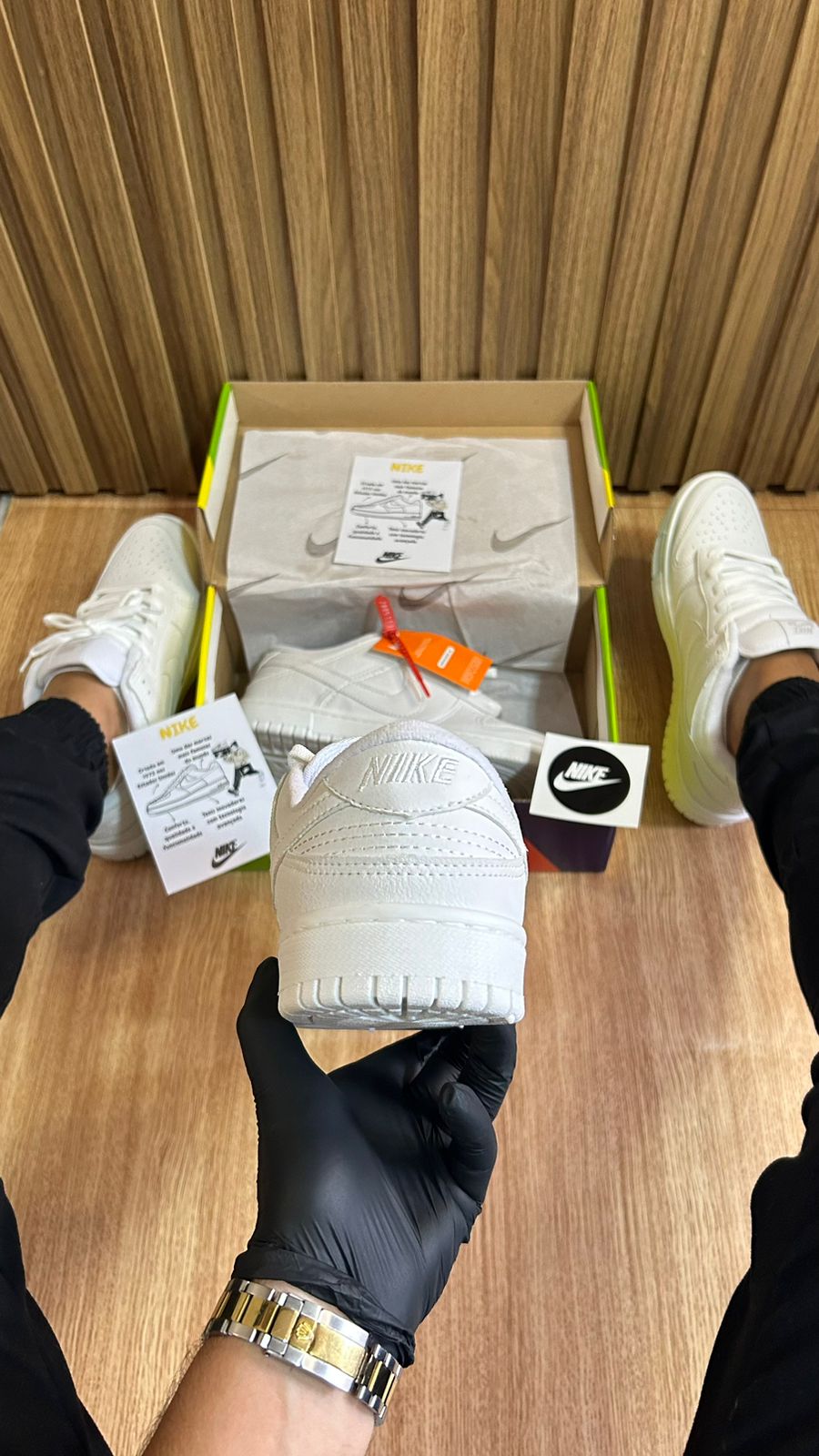 Tênis Nike SB Dunk Low Pro "White"