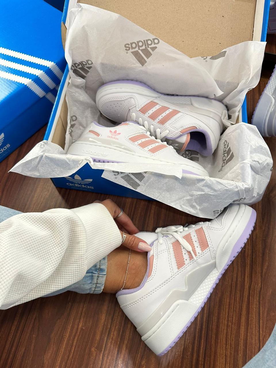 Tênis Adidas Fórum Low - Rosa Pastel e Lavanda