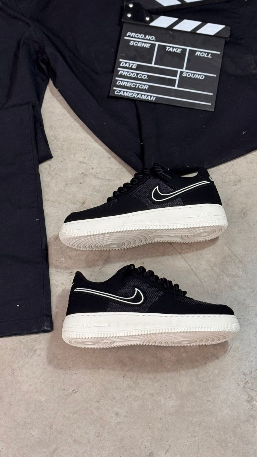 Tênis Nike Air Force Nobuck Marfim