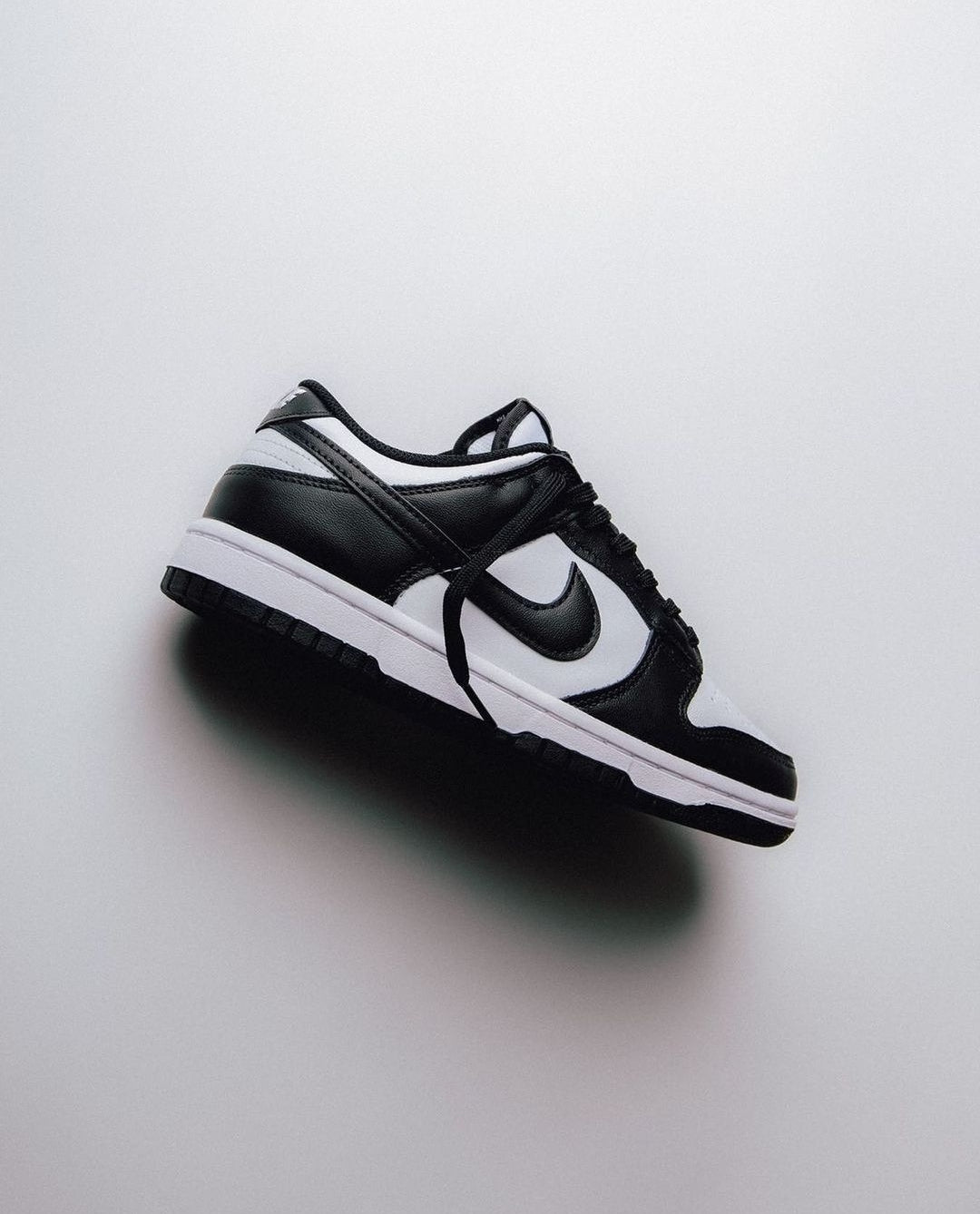 Tênis Nike Dunk Low Retro Panda