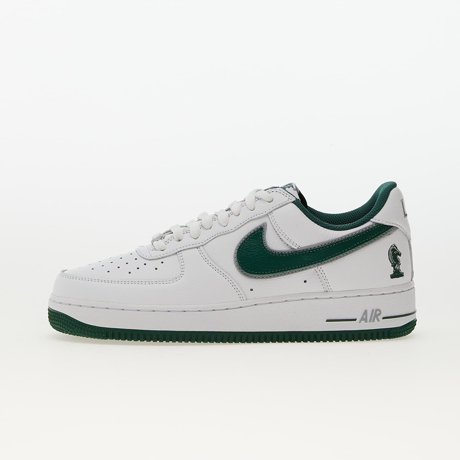 Tênis Nike Air Force AF1 LeBron James - Réplica