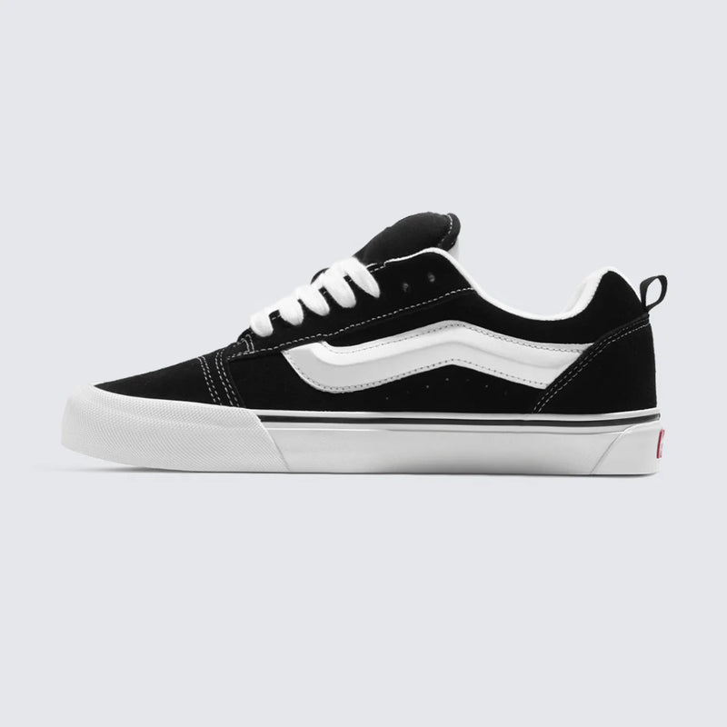 Tênis Vans Knu Skool - Preto e Branco