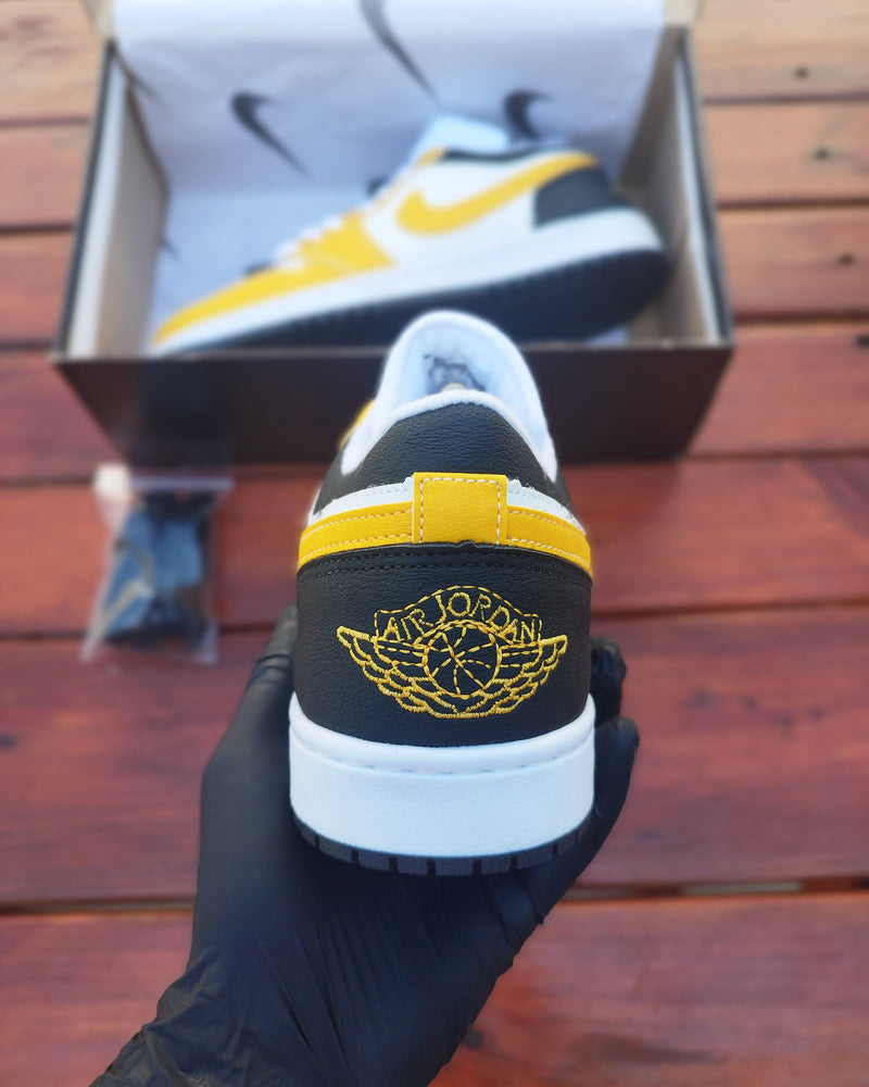 Tênis Nike Air Jordan 1 Low - University Yellow White - Réplica