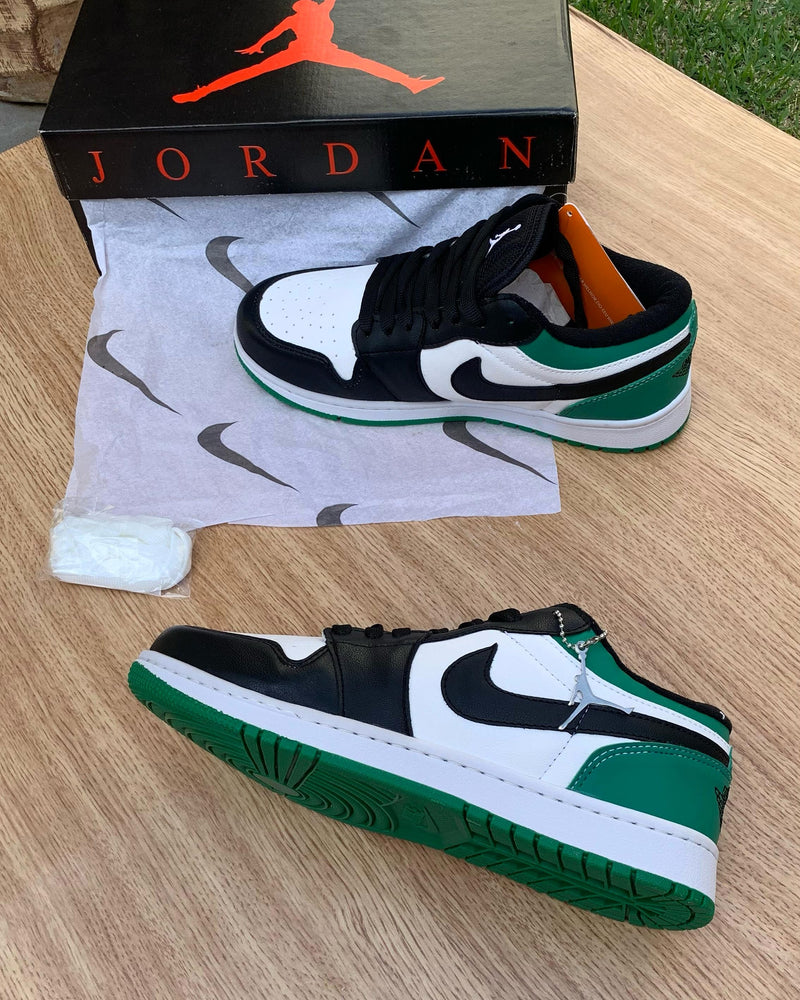 Jordan 1 Low "White Black Mystic Green" - Réplica