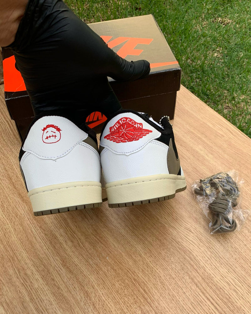 Nike Air Jordan 1 Low x Travis Scott 'Olive' - Réplica