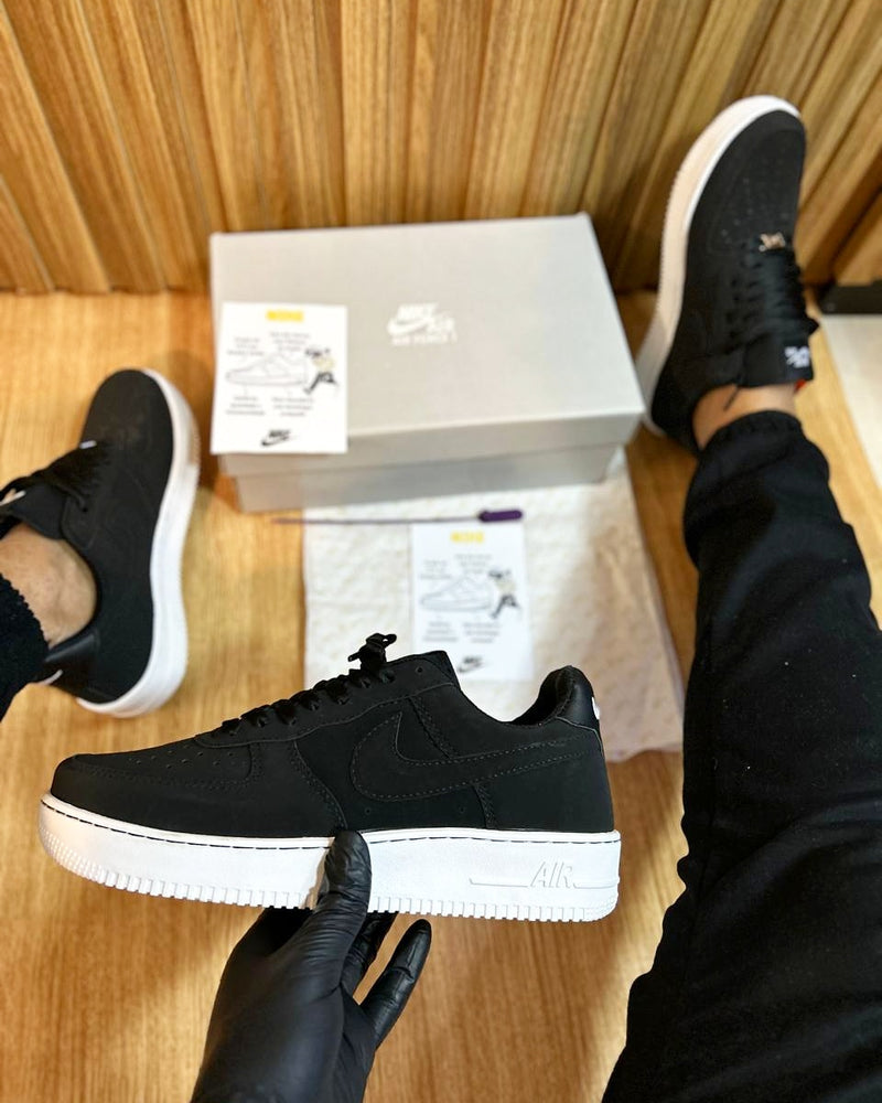 Tênis Nike Air Force 1 Low Off Noir - Réplica