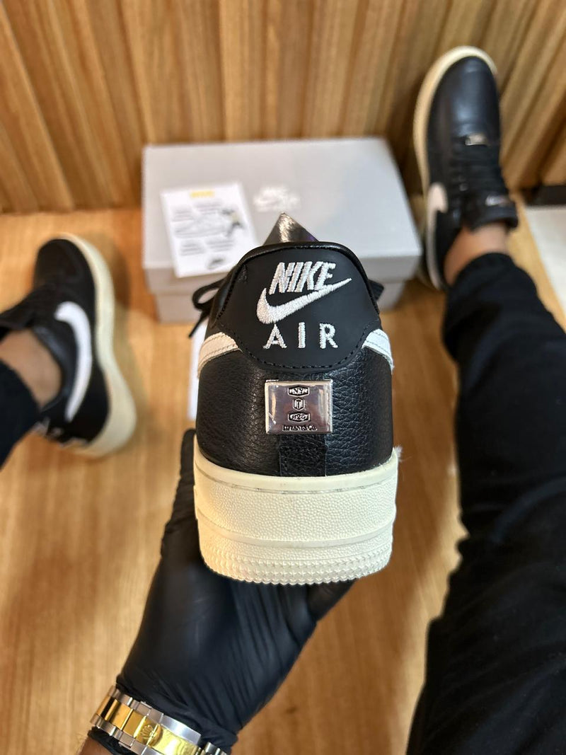 Tênis Nike Air Force 1 Couro Legitimo Black/White - Réplica