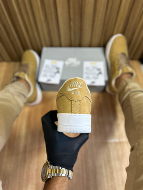 Tênis Nike Air Force 1 Premium