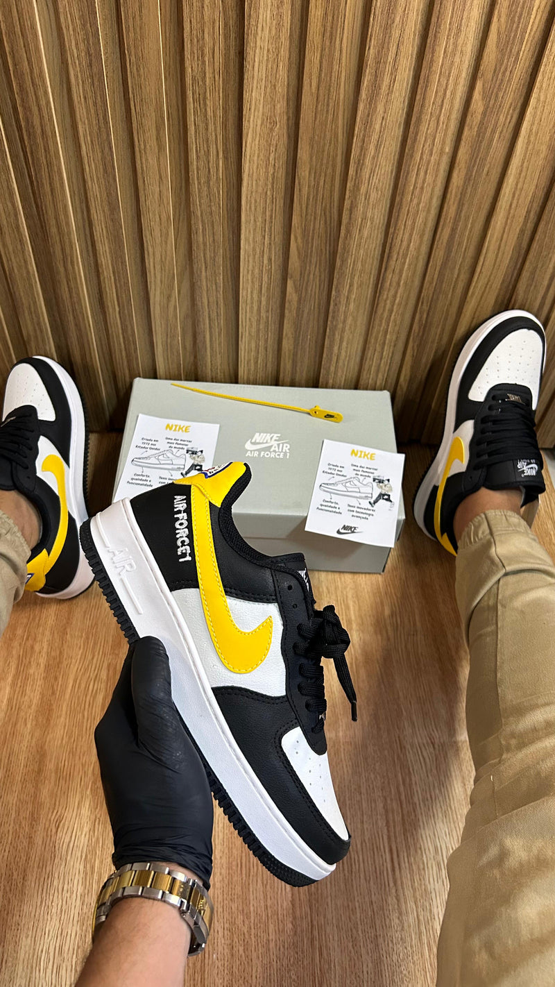 Tênis Nike Air Force 1 LV8 ATH GS - Réplica