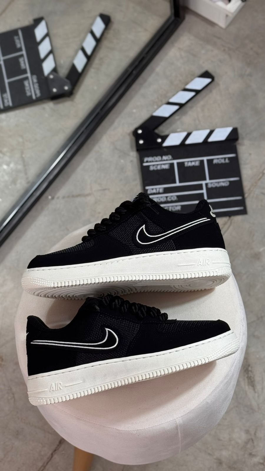 Tênis Nike Air Force Nobuck Marfim