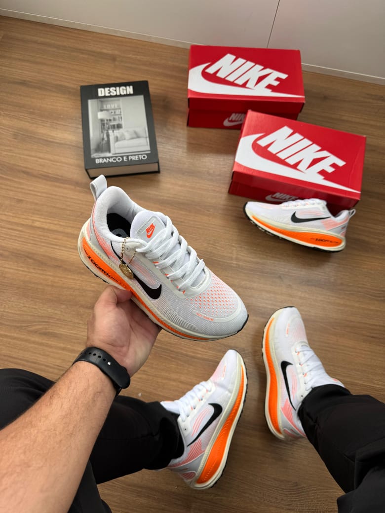 NIKE VOMERO BRANCO LARANJA