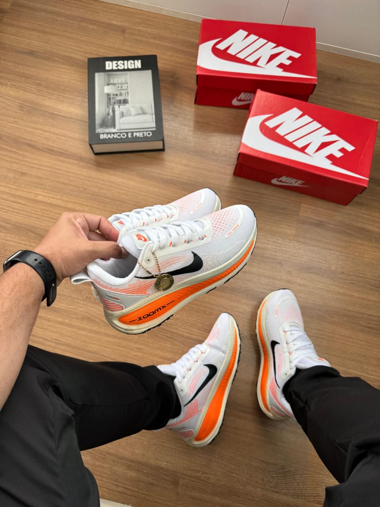 NIKE VOMERO BRANCO LARANJA