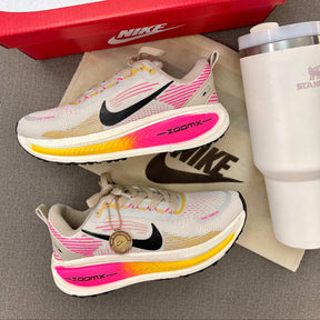 NIKE VOMERO BRANCO E ROSA