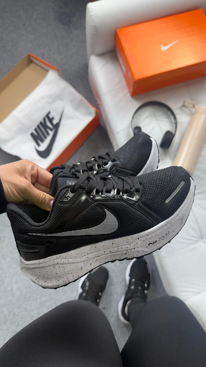 TÊNIS NIKE ZOOM PEGASUS - PRETO