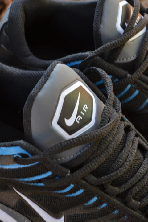Air Max TN Plus - Preto e Azul