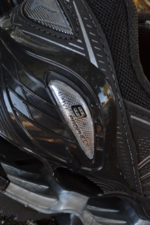 Mizuno Pro 8 - Preto/Prata