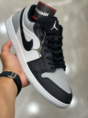 Tênis Nike Air Jordan 1 Low 'Grey Toe'