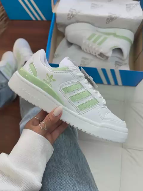Tênis Adidas Fórum Low - Verde pastel