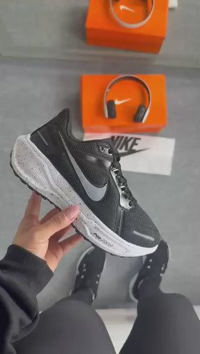 TÊNIS NIKE ZOOM PEGASUS - PRETO